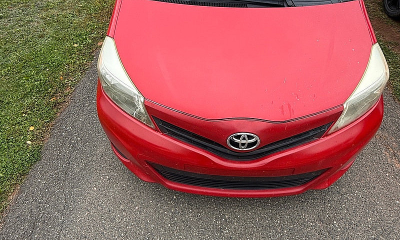2013 Toyota Yaris Ha...