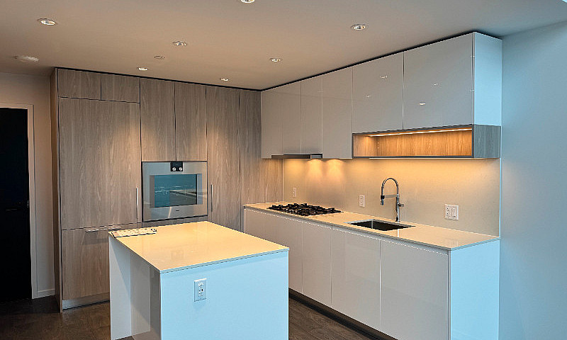 Two-Bedroom + Den Pe...