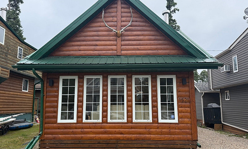 Waskesiu Cabin - For...