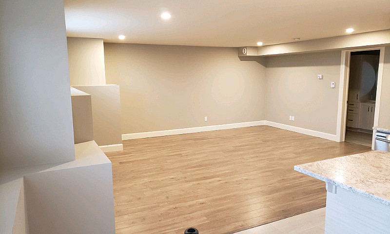 Like New 1 Bedroom, ...