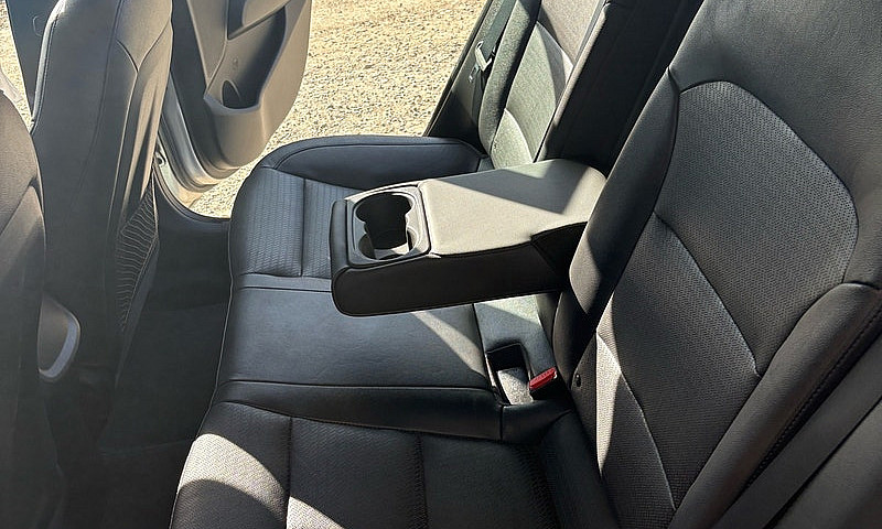 2017 Hyundai Elantra...