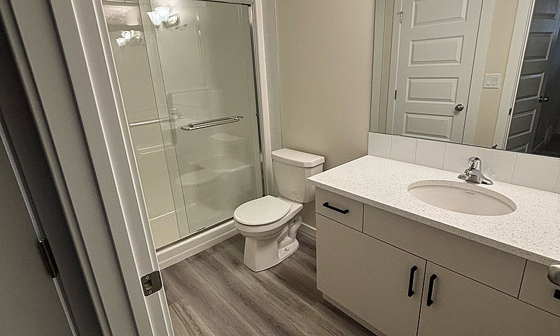 2 Bed 2 Bath Walk Up...