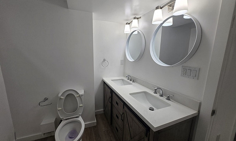 House For Rent In Gl...