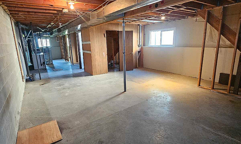 3 Bedroom 1 Bathroom...