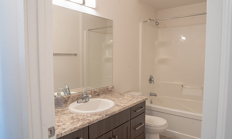 Beautiful 2-Bedroom,...
