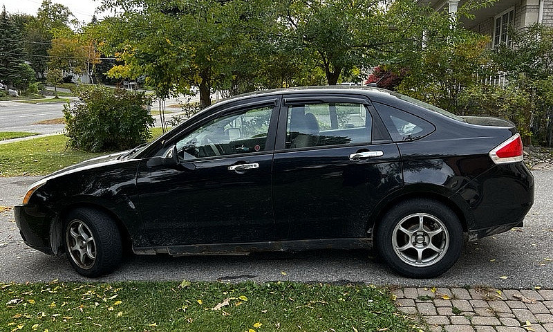 2009 Ford Focus...
