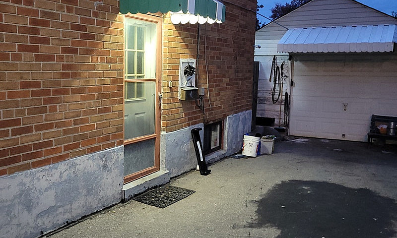 Basement Apartment F...
