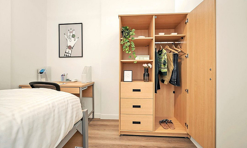 2-Bedroom Apartment...