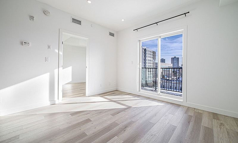 New Luxury 1 Bed Apa...