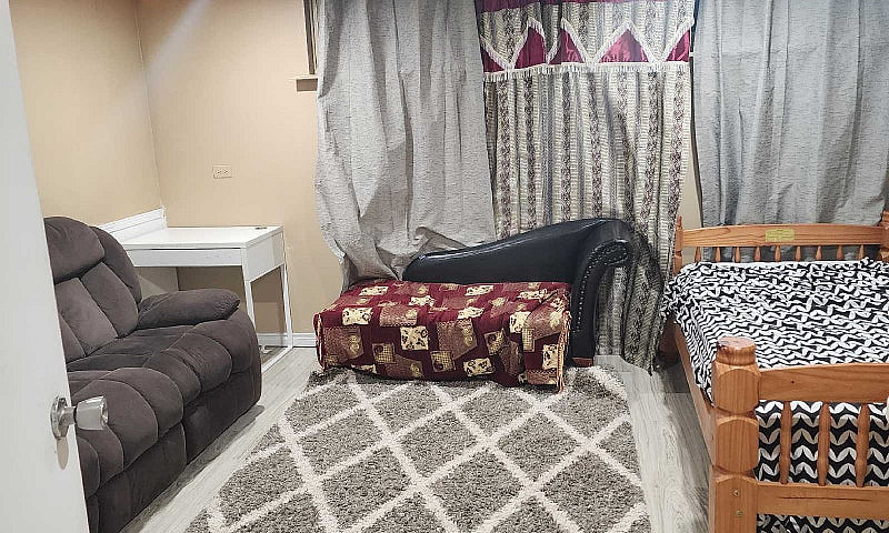 Private Basement For...