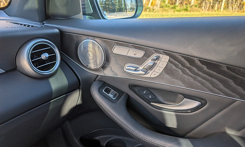 2021 Mercedes Glc 30...
