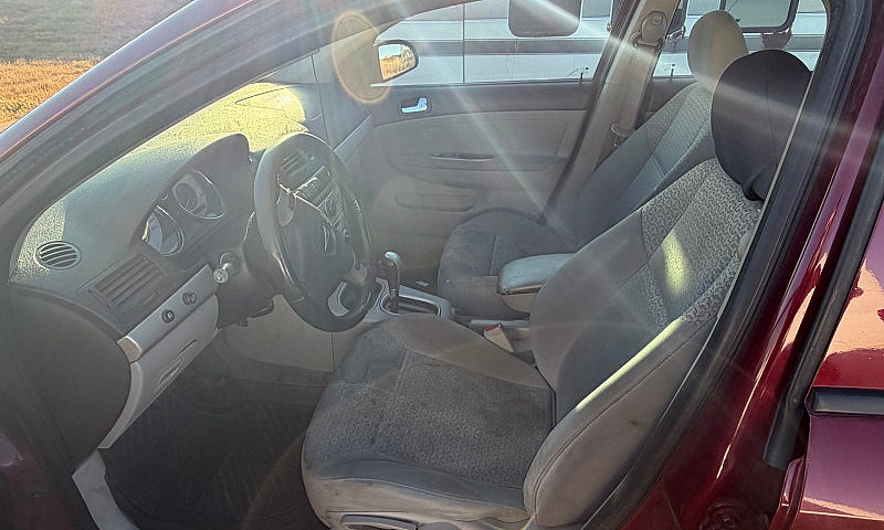2005 Pontiac G5...