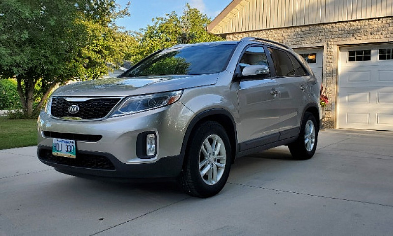 2015 Kia Sorento Fwd...