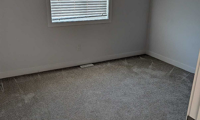Room For Rent New Ho...