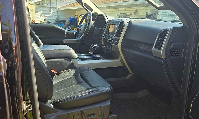 2019 Ford F150 Laria...