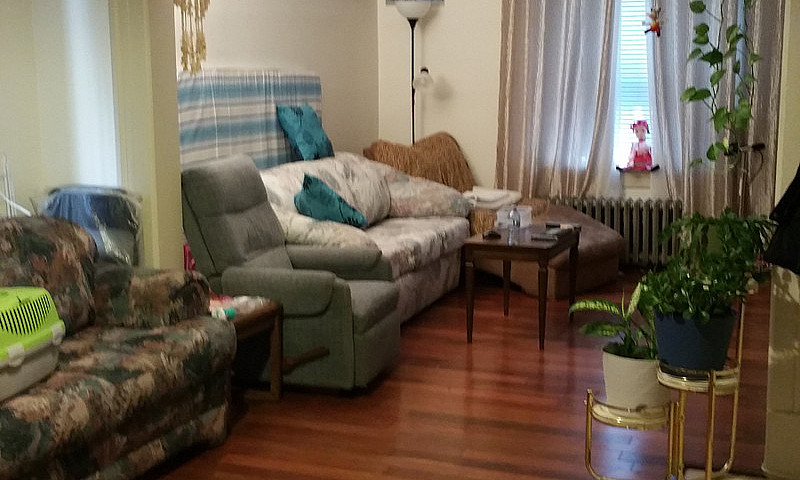 Unique 2Br + Den, Ut...