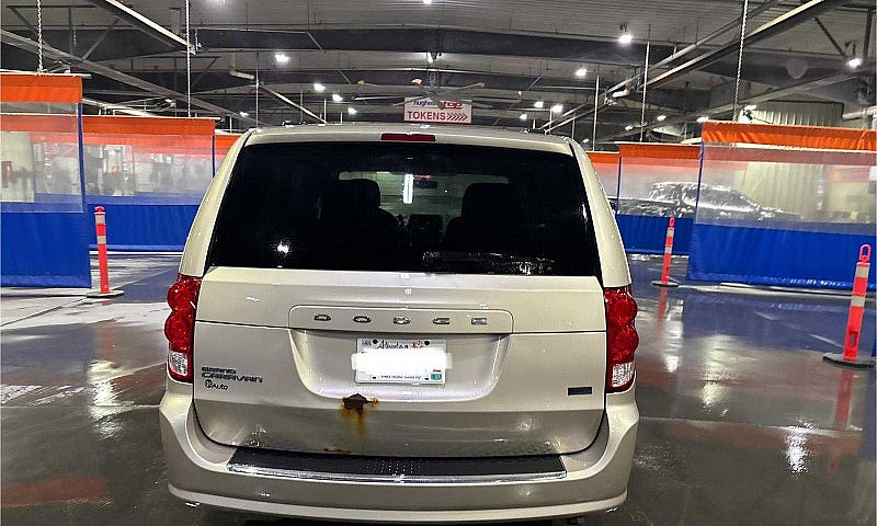 2013 Dodge Caravan...