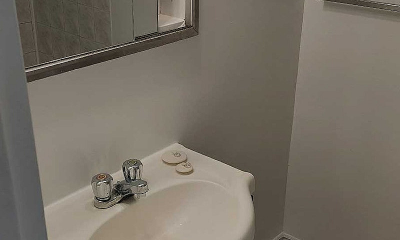 1 Bedroom Apartment ...
