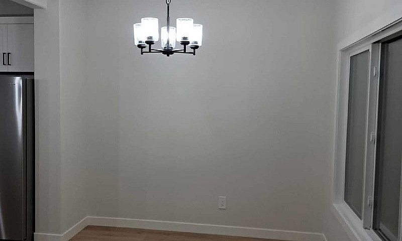 3 Beds 2.5 Baths - H...
