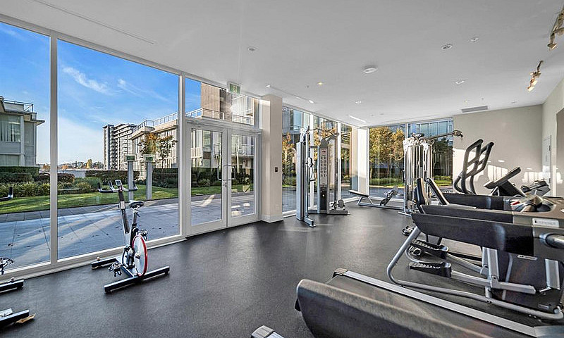 Sorrento East, 1 Bed...