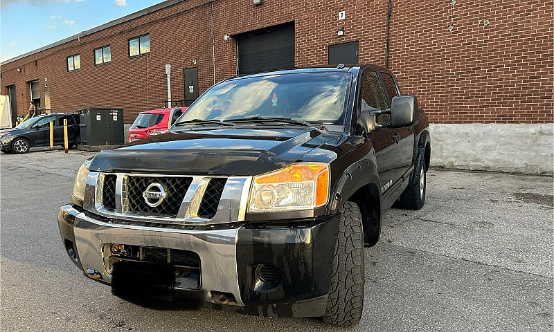 2013 Nissan Titan 4X...