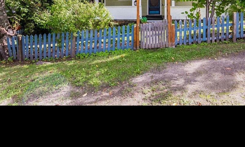 3 Bedroom 1 Bathroom...