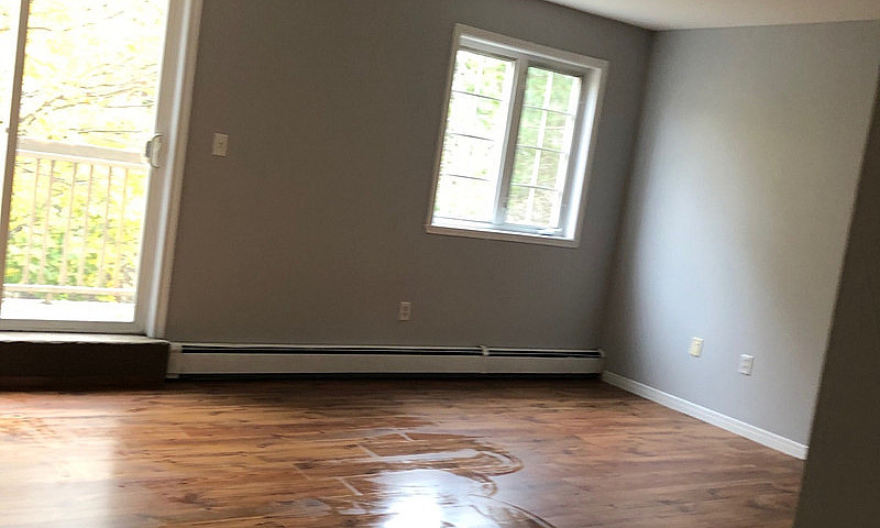 35 Montgomery Cr/ Cl...