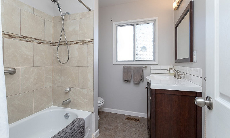 3 Bedroom 1 Bathroom...