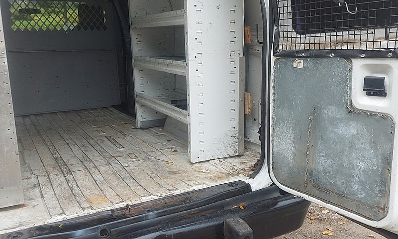 Ford Econoline 250 C...