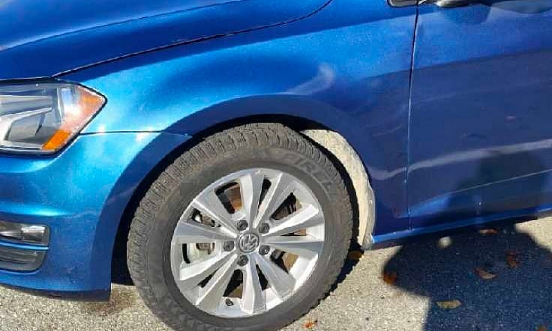 2017 Volkswagen Golf...
