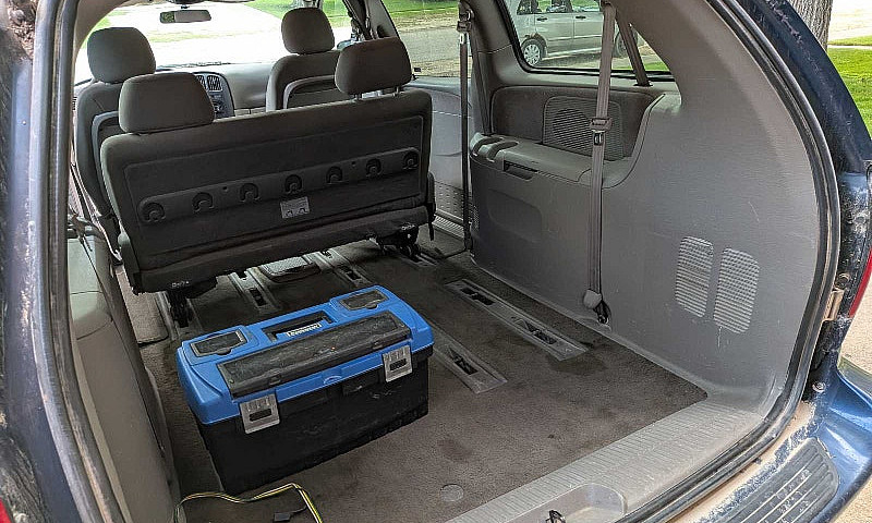 2001 Dodge Grand Car...