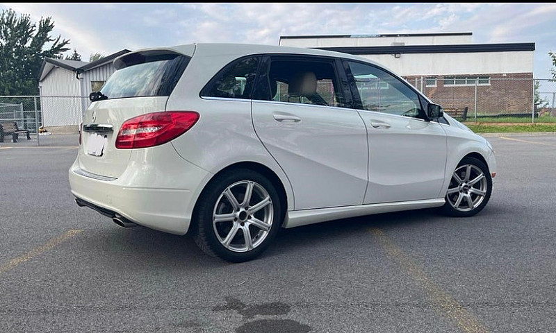 2013 Mercedes Benz B...