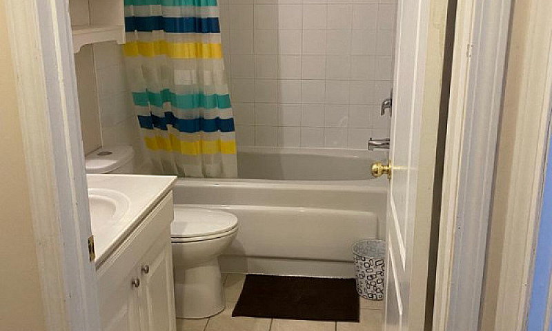 2 Bedroom Washroom K...