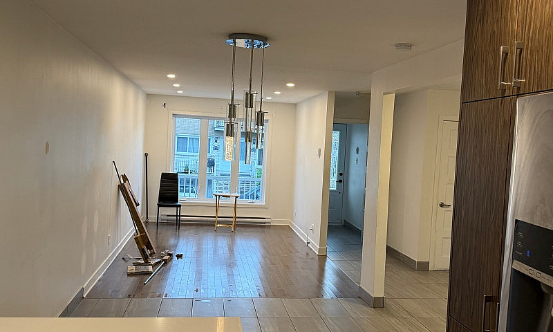Apartment 5-1/2...