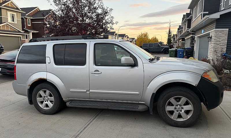 Nissan Pathfinder ...