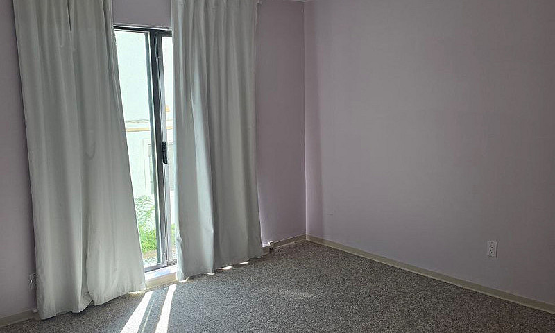 2 Bedroom Garden Sui...