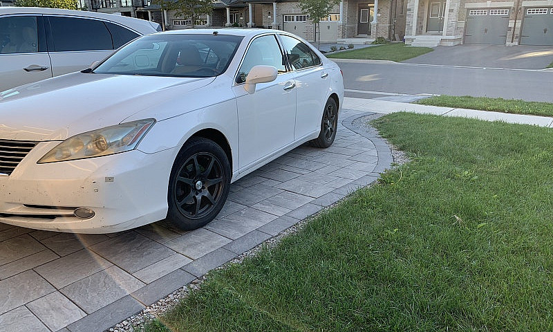 Lexus Es350...