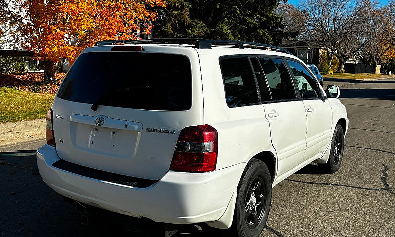 2003 Toyota Highland...