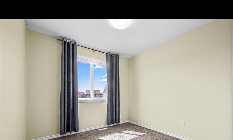 Selling Townhouse 98...