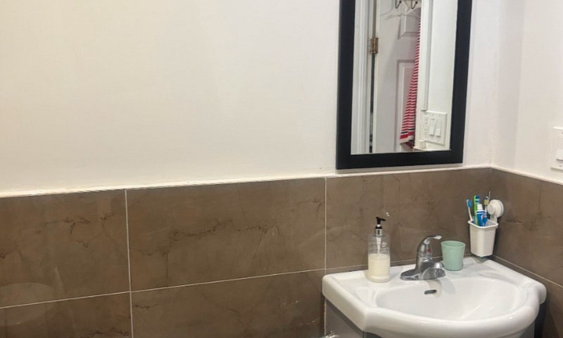1 Bed 1 Bath Apartme...