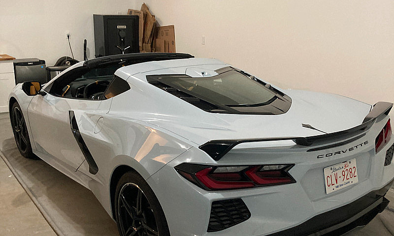 2022 Corvette Stingr...
