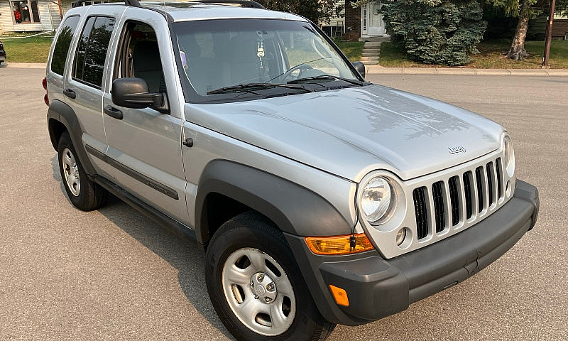 2006 Jeep Liberty 3....
