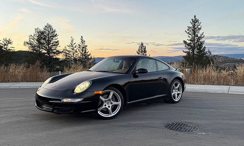 2005 Porsche 911 - 6...
