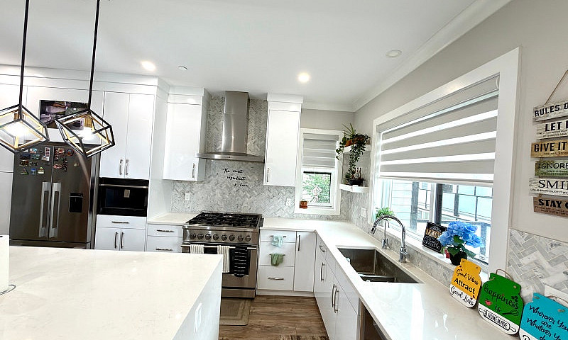  Spacious 3 Bed + 2....
