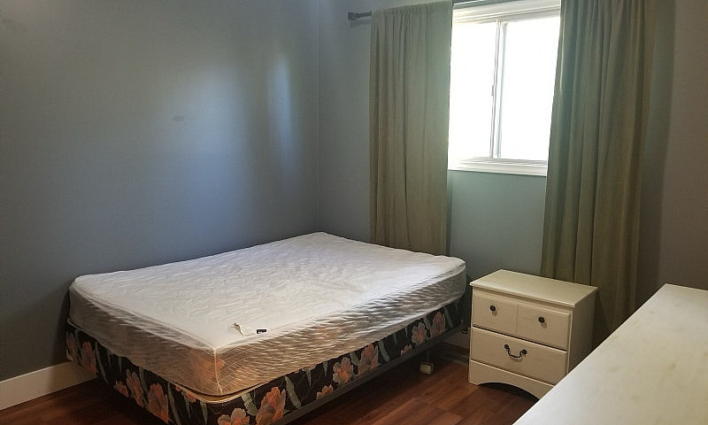 2 Bedroom Furnished ...