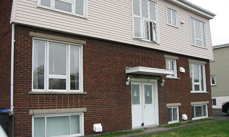 5 1/2 Quartier St-Eu...