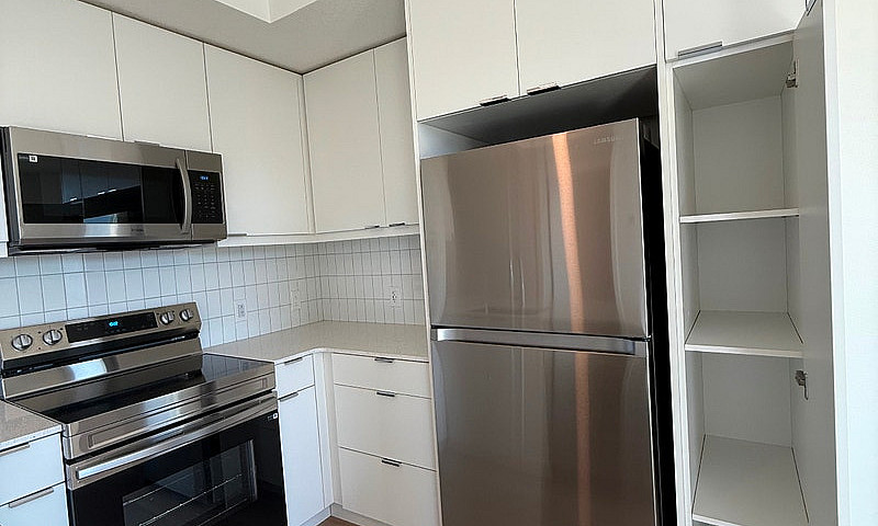 2 Bed 2 Bath Apartme...