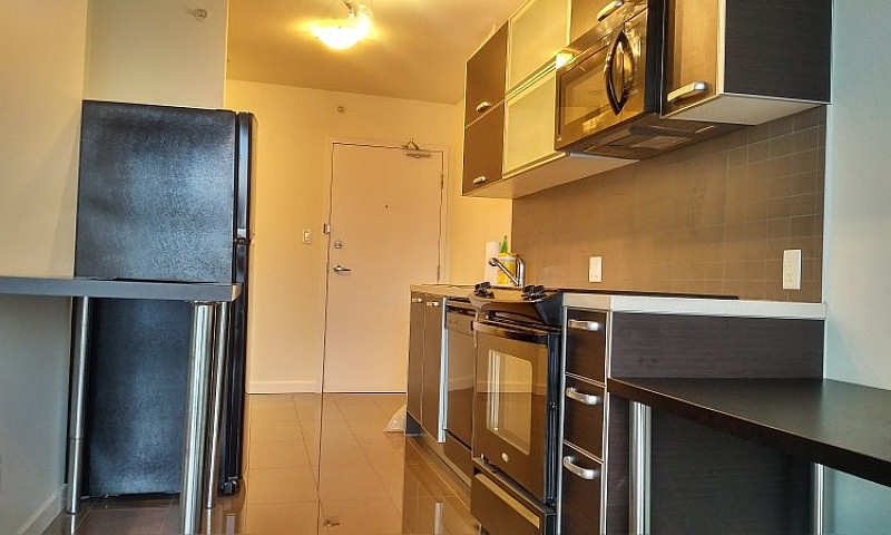 One Bedroom Condo. K...
