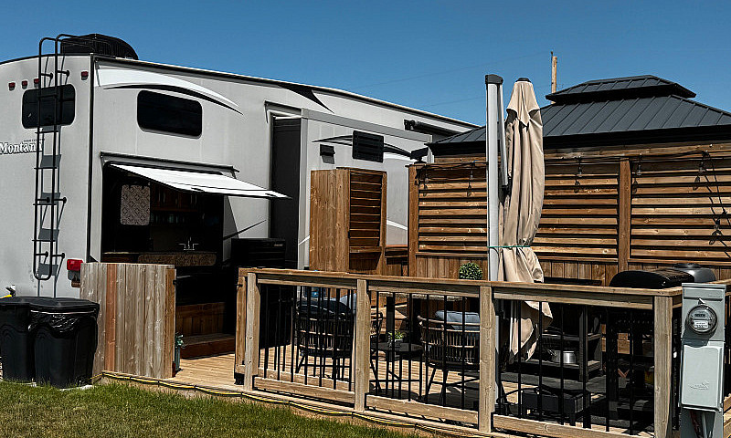 King Arthur Rv Resor...