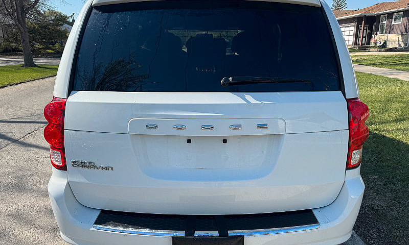 2015 Dodge Grand Car...